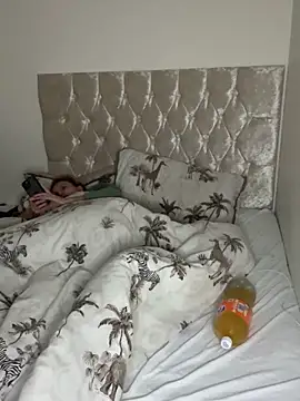 Charsworld online show from 11-02-25, 09:06