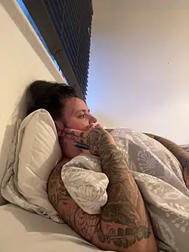 Charsworld online show from 02-13-26, 04:58