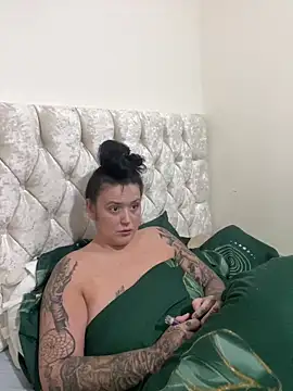 Charsworld online show from 03-10-26, 08:30