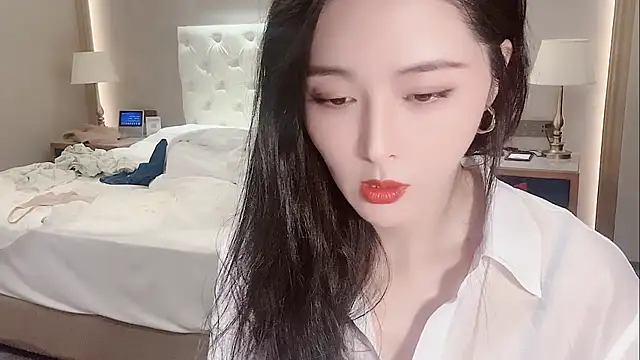 Snapshot of Ianxuan chatting on 09-29-25, 03:11 Ianxuan online show from 09-29-25, 03:11