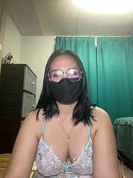 melyiaaa online show from 05-01-26, 02:32