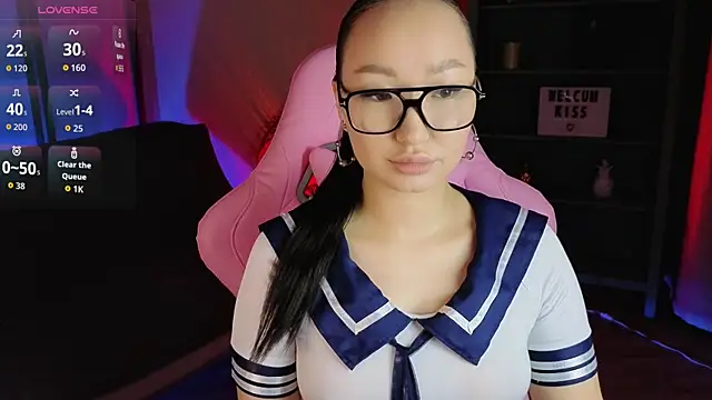 Mary Driden online show from 11-16-25, 12:33