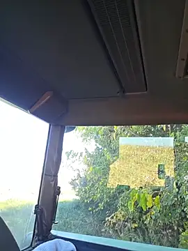 twistafatpipe online show from 10-24-25, 04:36