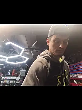 twistafatpipe online show from 04-12-26, 09:47