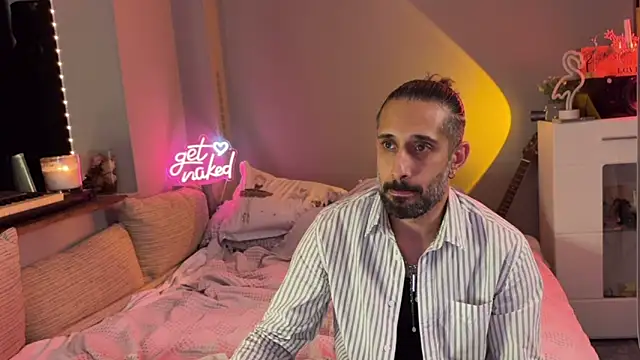 Secret Lovers1 online show from 05-02-26, 07:19