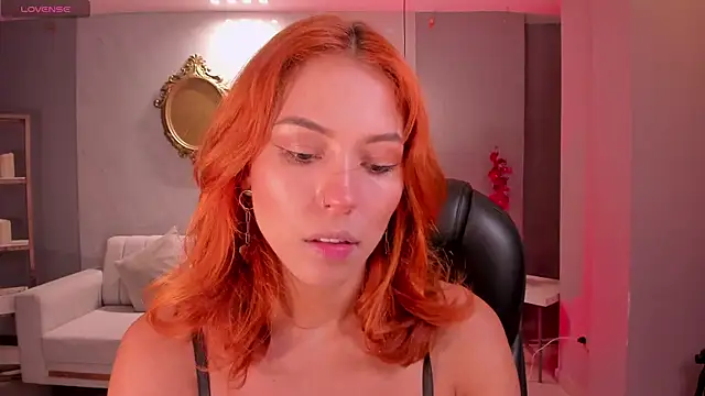 AmberColors  online show from 11-14-25, 07:23