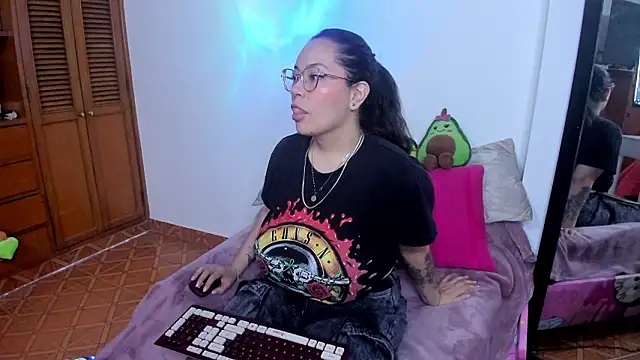 Ashley Monroe online show from 03-17-26, 07:39