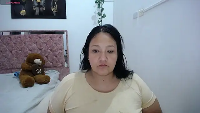 Snapshot of amaranta_rouse chatting on 09-26-25, 11:03 amaranta rouse online show from 09-26-25, 11:03