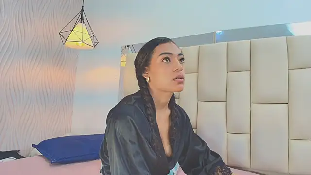 Vero Temptation online show from 11-25-25, 12:05