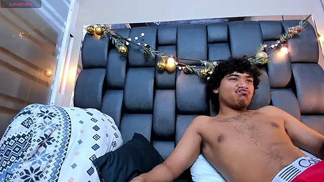 Miriam milf online show from 03-16-26, 12:42