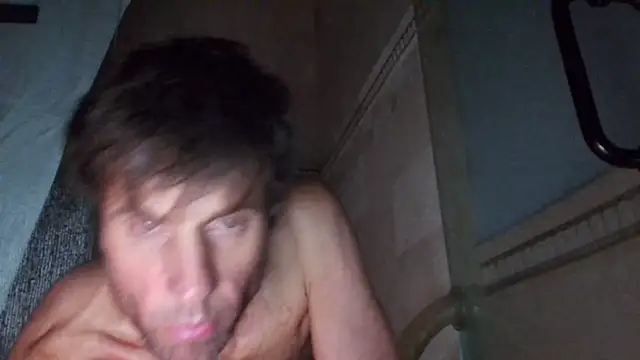 Snapshot of TallDrink11 chatting on 10-14-25, 06:47 TallDrink11 online show from 10-14-25, 06:47