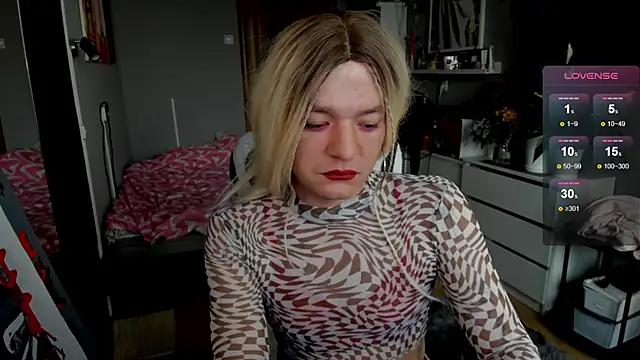 Kkkylie online show from 05-21-26, 04:19