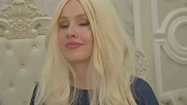 Snapshot of EllieFrosty_ chatting on 10-07-25, 09:06 EllieFrosty online show from 10-07-25, 09:06