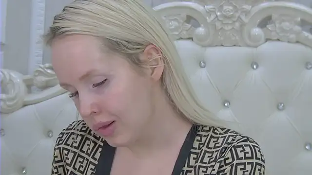 EllieFrosty  online show from 04-18-26, 10:10