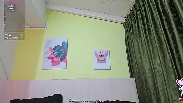 AtheneaArbelaez  online show from 10-25-25, 12:51