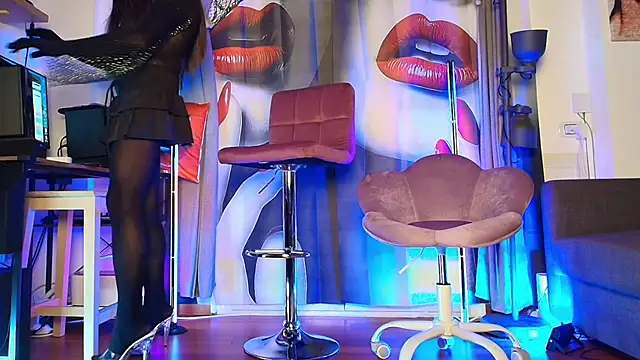 utopia2025 online show from 02-11-26, 11:32