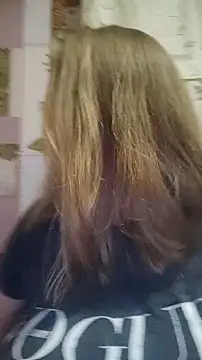 Snapshot of Kiss_Eva chatting on 01-05-25, 06:35 Kiss Eva online show from 01-05-25, 06:35