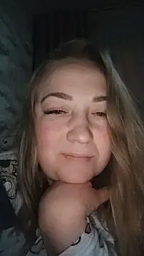 Snapshot of Kiss_Eva chatting on 01-12-25, 10:12 Kiss Eva online show from 01-12-25, 10:12