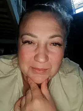 Snapshot of Kiss_Eva chatting on 09-13-25, 09:25 Kiss Eva online show from 09-13-25, 09:25