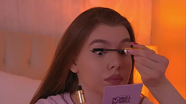 AshleyEvance online show from 06-13-26, 06:33