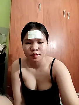 emyeuhss online show from 10-02-25, 03:52