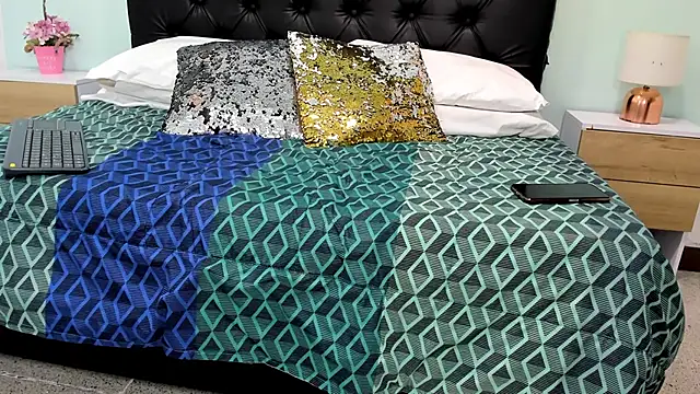 Marianee Rousse online show from 12-03-25, 11:19