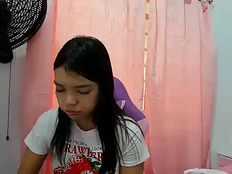 shy luna18 online show from 09-08-25, 05:12