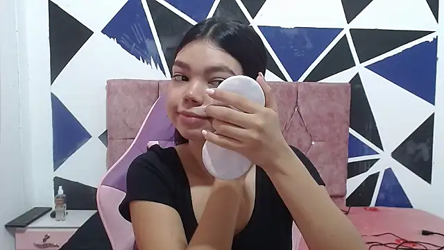 shy luna18 online show from 10-07-25, 12:35