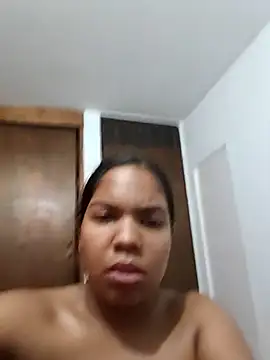 CloeeHills  online show from 10-18-25, 06:52