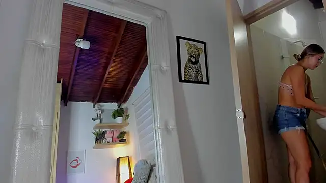 sara madrid online show from 03-04-26, 12:33