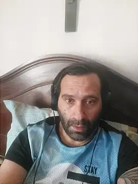 Snapshot of Jose1985oliveira chatting on 03-28-26, 02:16 Jose1985oliveira online show from 03-28-26, 02:16