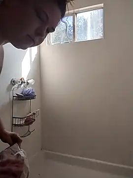 LacyLaurent online show from 11-09-25, 04:16