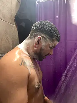 Snapshot of beenastyy chatting on 11-13-25, 04:17 beenastyy online show from 11-13-25, 04:17