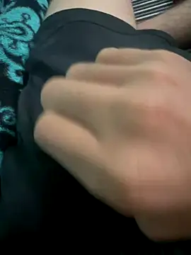 Snapshot of monster20cm chatting on 10-17-25, 10:56 monster20cm online show from 10-17-25, 10:56