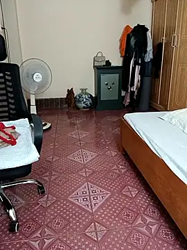 Moona heny online show from 09-28-25, 10:04