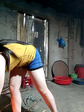 quynhkoolbae online show from 11-12-25, 04:24