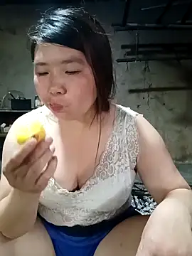 quynhkoolbae online show from 05-15-26, 01:45