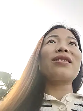 Annaacutee online show from 10-17-25, 11:51