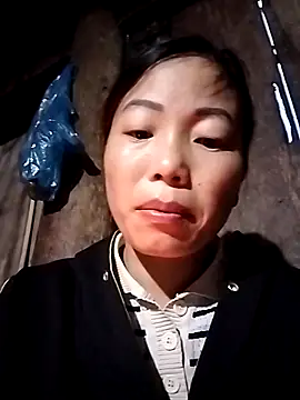 Annaacutee online show from 11-03-25, 11:04