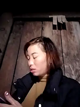 Annaacutee online show from 11-30-25, 10:03