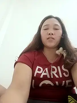 miumiu 00 online show from 11-14-25, 12:59