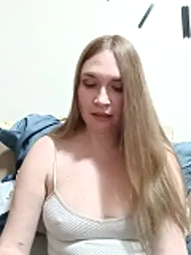 KisaVixen online show from 03-17-26, 12:04