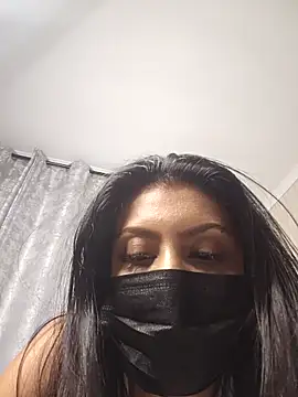 Snapshot of Indian_GlowingMiax chatting on 04-23-26, 12:29 Indian GlowingMiax online show from 04-23-26, 12:29