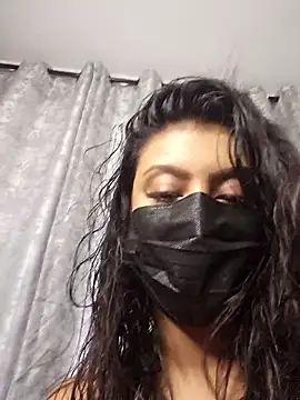 Snapshot of Indian_GlowingMiax chatting on 04-27-26, 07:06 Indian GlowingMiax online show from 04-27-26, 07:06