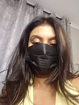 Snapshot of Indian_GlowingMiax chatting on 05-02-26, 10:09 Indian GlowingMiax online show from 05-02-26, 10:09