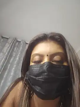 Snapshot of Indian_GlowingMiax chatting on 06-26-26, 10:36 Indian GlowingMiax online show from 06-26-26, 10:36