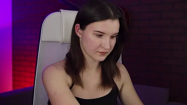 AgataWillis online show from 10-23-25, 11:42