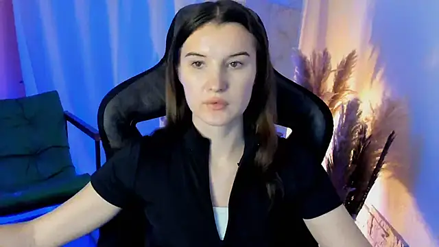 AgataWillis online show from 10-28-25, 08:51