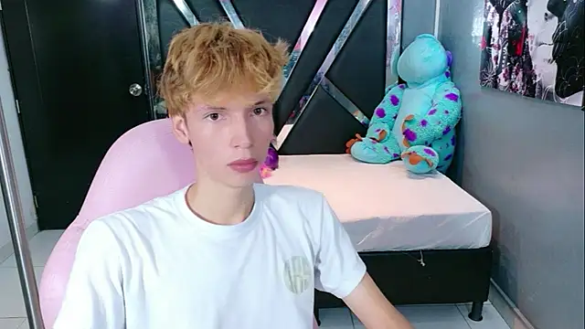 park jimin1 online show from 10-18-25, 12:06