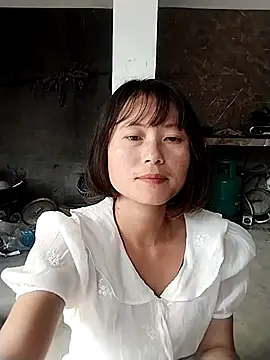 linda bae00 online show from 10-29-25, 02:36